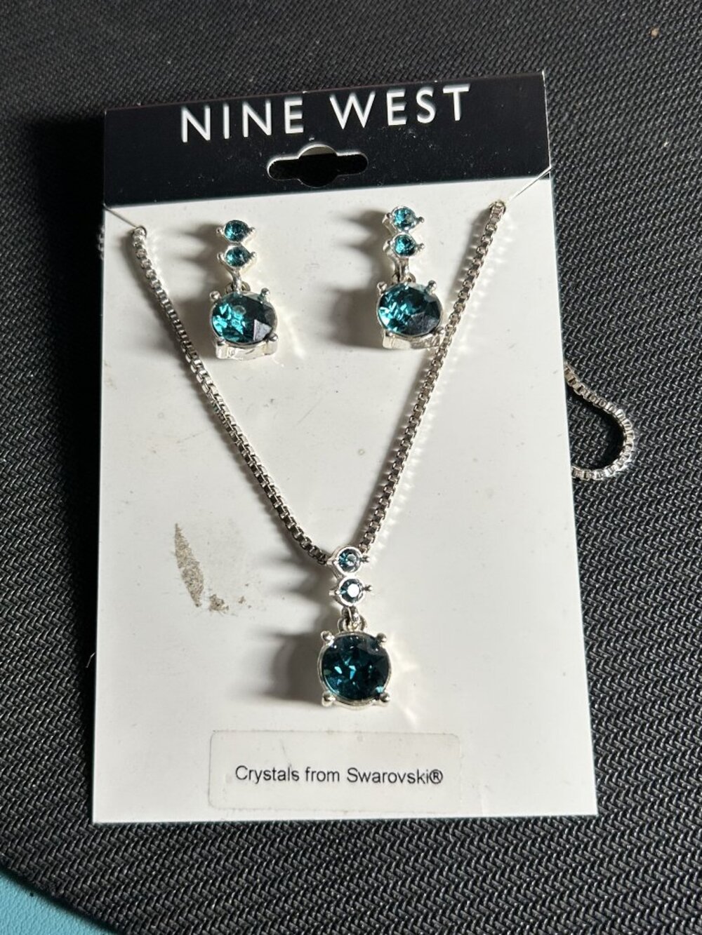 Nine West Swarovski Crystal Teal Blue Pendant Necklace & Earrings Set NWT
